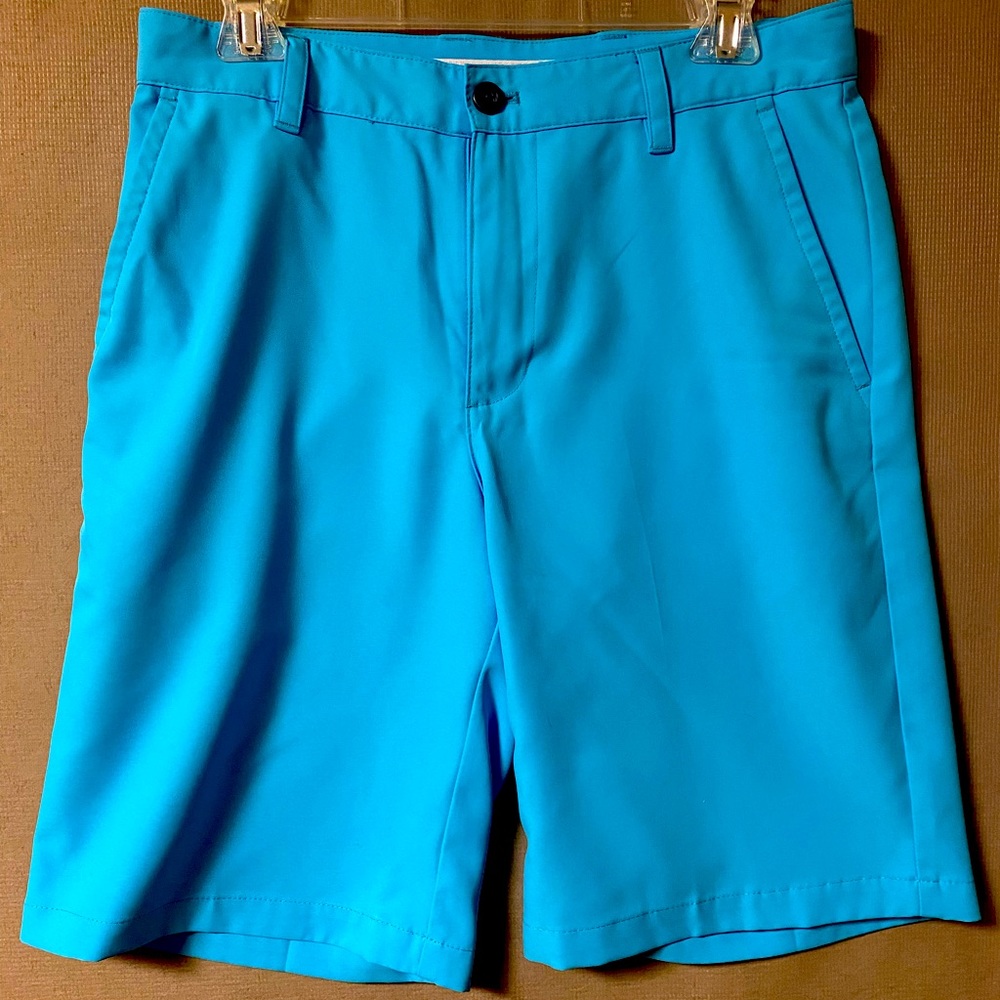 Izod Golf Mens Shorts Waist Size 30 Color Teal